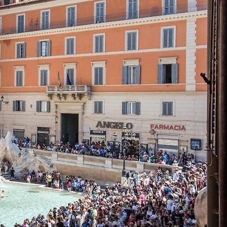 La Finestra Su Fontana Di Trevi - Charming View Apartment Rome Luaran gambar