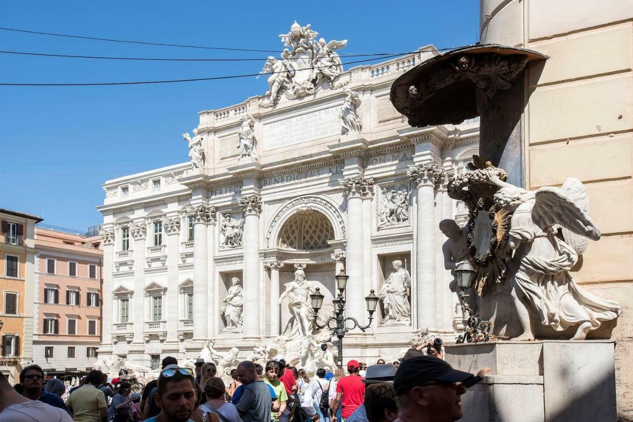 La Finestra Su Fontana Di Trevi - Charming View Apartment Rome Luaran gambar