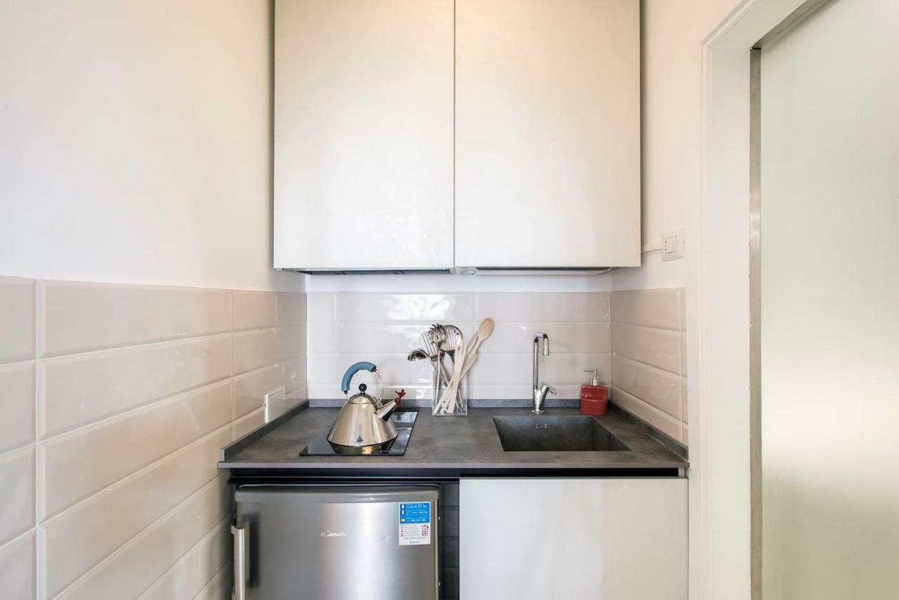 La Finestra Su Fontana Di Trevi - Charming View Apartment Rome Luaran gambar