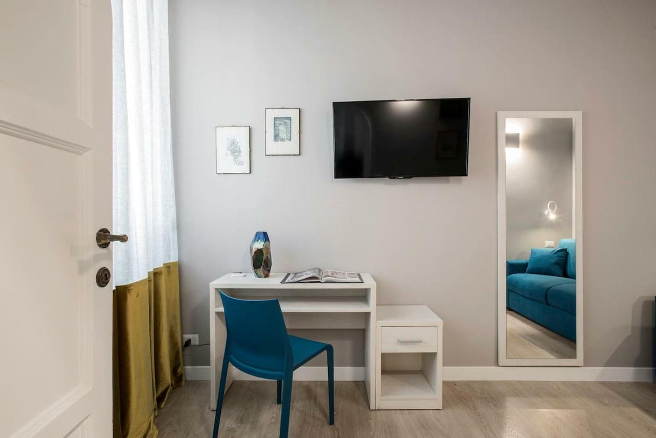 La Finestra Su Fontana Di Trevi - Charming View Apartment Rome Luaran gambar